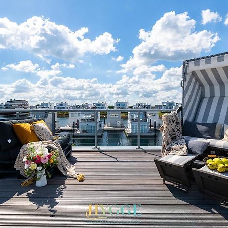 Отель Schwimmendes Haus Hygge Ольпениц Экстерьер фото