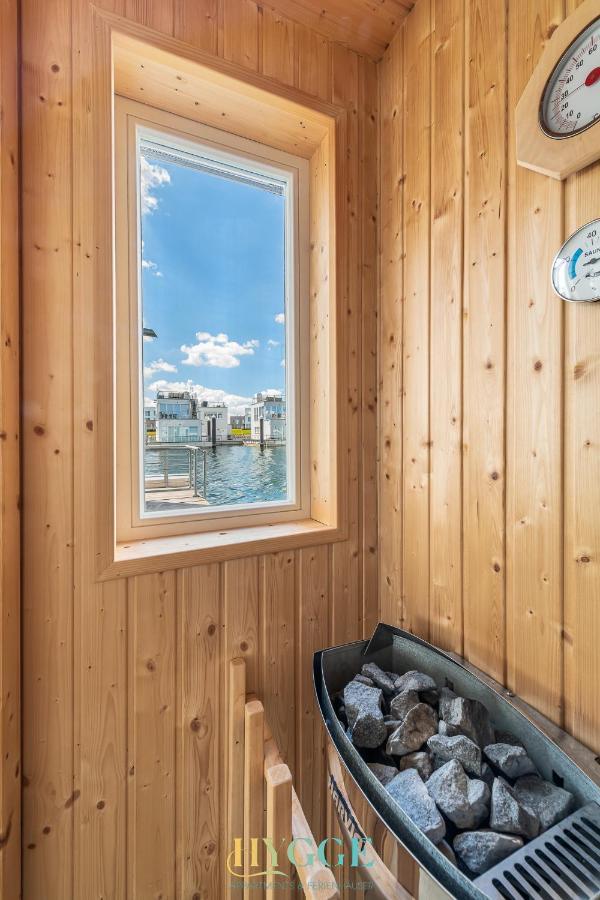 Отель Schwimmendes Haus Hygge Ольпениц Экстерьер фото